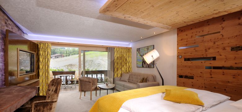 STOCK resort: Sonnblick comfort double room image #3