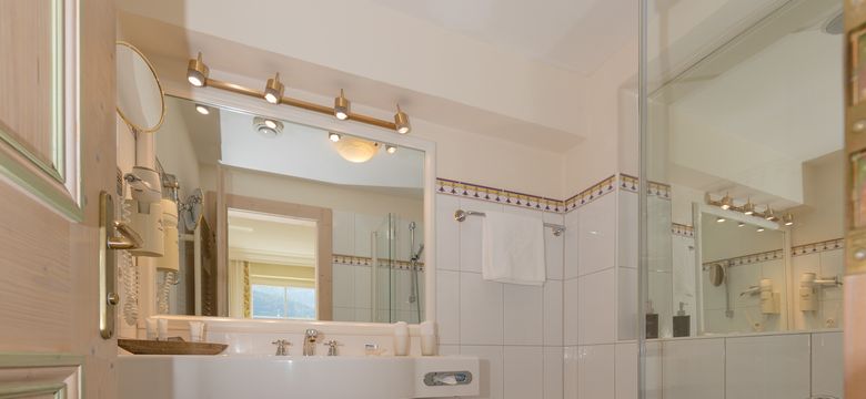 STOCK resort: Zillertal double room image #3