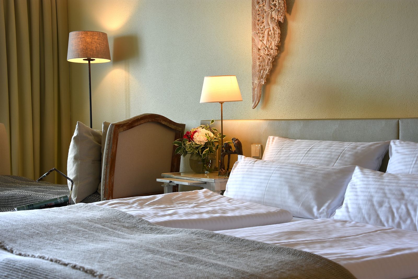 Romantik-Suite mit Balkon inklusive Wellnessgarten und Frühstücksbüffet image 5 - Hotel Wellnessgarten