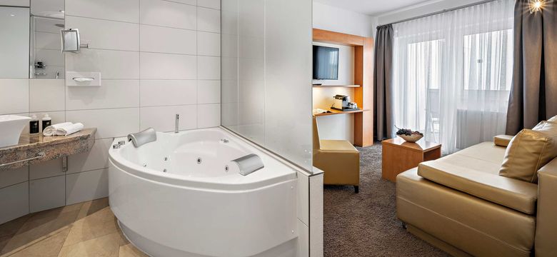 LifeStyle Resort Zum Kurfürsten: Junior-Suite image #3