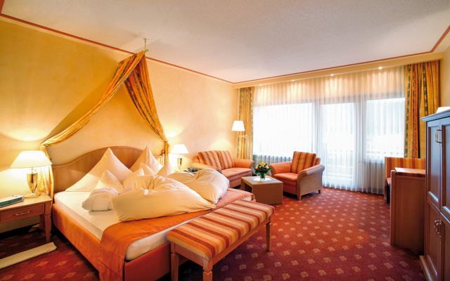 Doppelzimmer „Steinmäuerle“ image 3 - Wellnesshotel Sonnenhalde