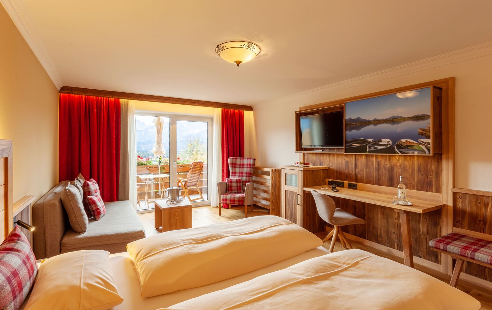 SUPERIOR Junior Suite "Peak Happiness" **** image 1 - Biohotel Eggensberger