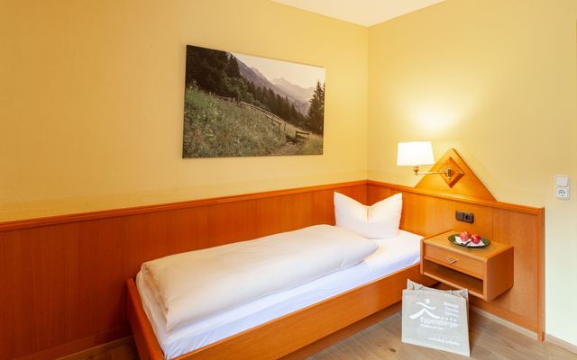 STANDARD Multi-bed Room/Apartment "Alpine Meadow" **** image 2 - Biohotel Eggensberger