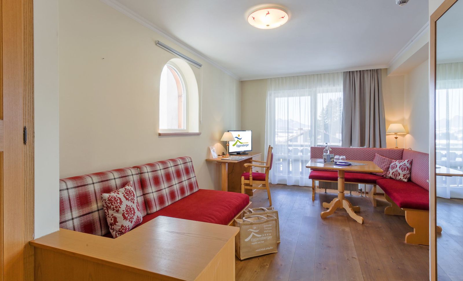 PLUS Multi-bed Room/Apartment "Organic Equilibrium" image 2 - Biohotel Eggensberger