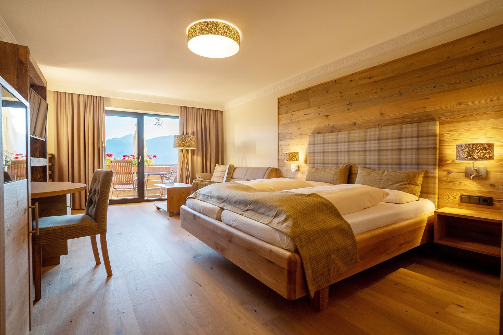 SUPERIOR Junior Suite "Meadow Magic" **** image 1 - Biohotel Eggensberger