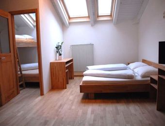  Organic shared room with roof window - Landhotel Anna & Reiterhof Vill