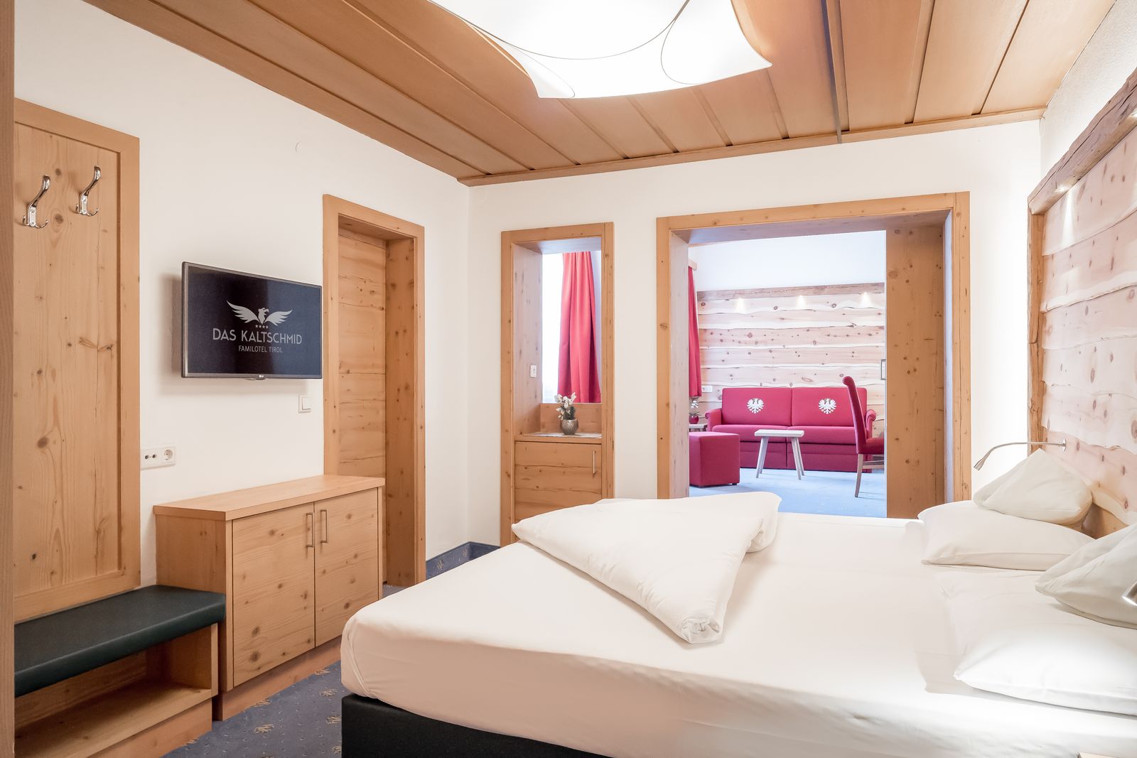 Doppelzimmer Superior image 1 - Familotel Seefeld Tirol Das Kaltschmid