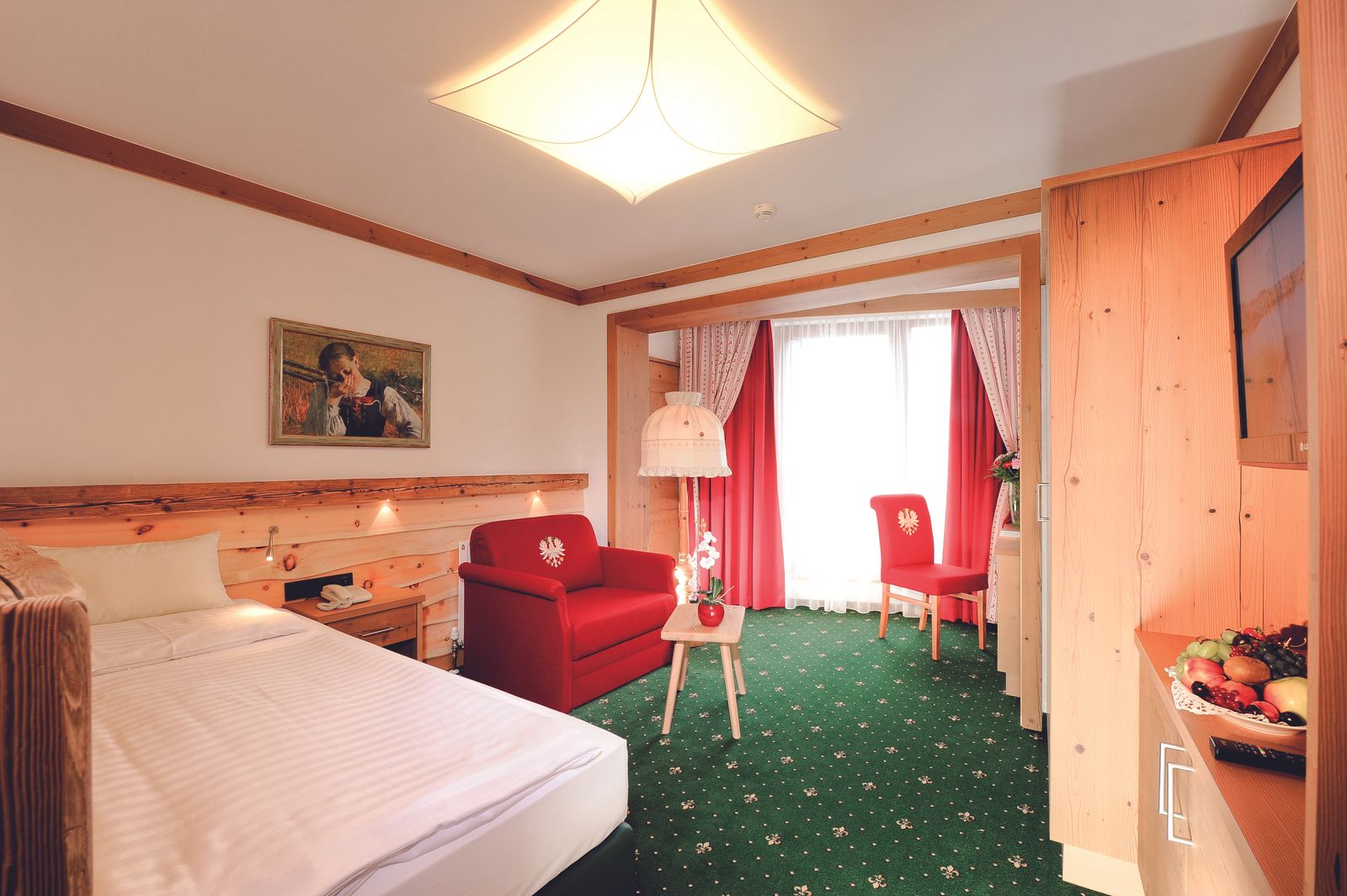 Einzelzimmer mit französischem Balkon oder Wohnteil image 1 - Familotel Seefeld Tirol Das Kaltschmid