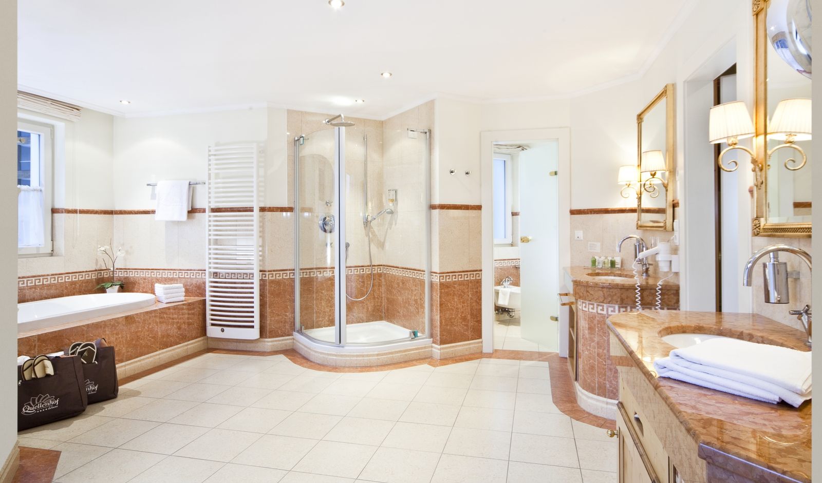 Panorama-Suite image 2 - Quellenhof Luxury Resort Passeier