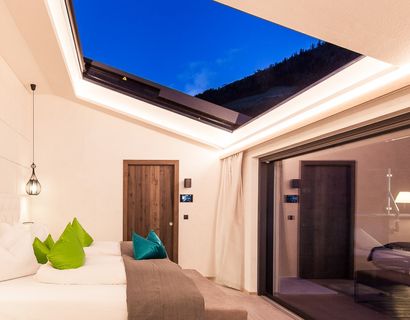 Quellenhof Luxury Resort Passeier: Sky-Chalet with astronomical observatory