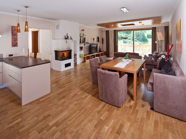 Panorama Luxus Suite 1