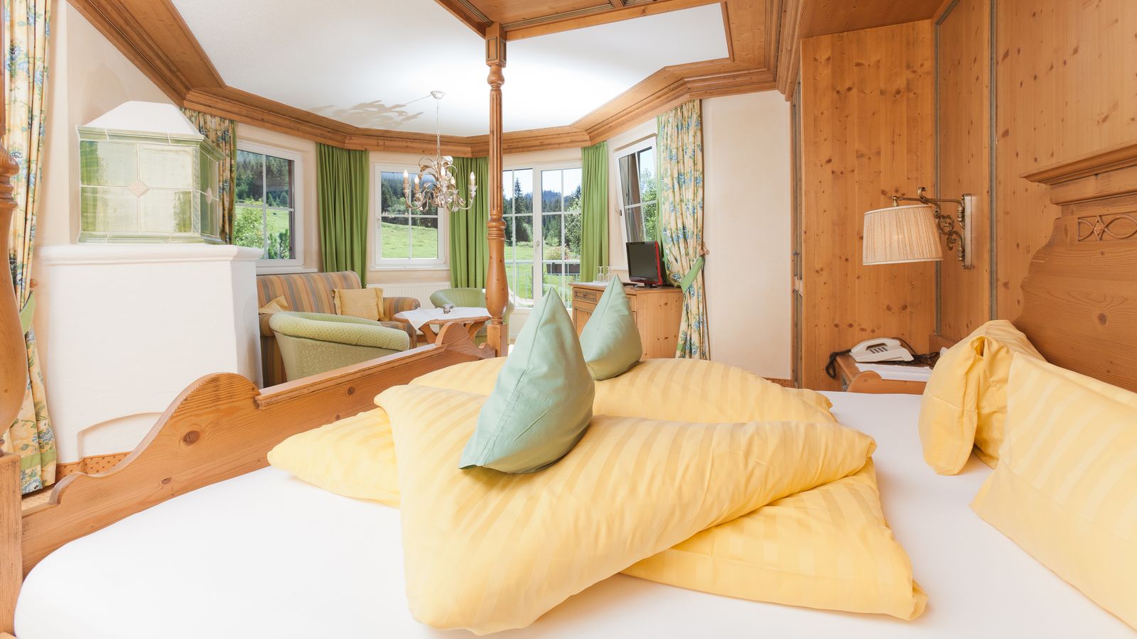 Room Lumberg image 1 - Hotel Lumberger Hof