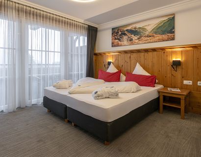 MY ALPENWELT Resort: Deluxe Doppelzimmer „Bergblick“