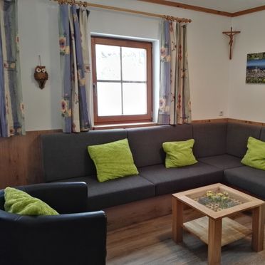 Couch mit TV, Schönberghütte am Feuerkogel, Ebensee, Oberösterreich, Oberösterreich, Österreich