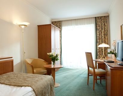 Hotel Warmbaderhof*****: Single room Maibachl