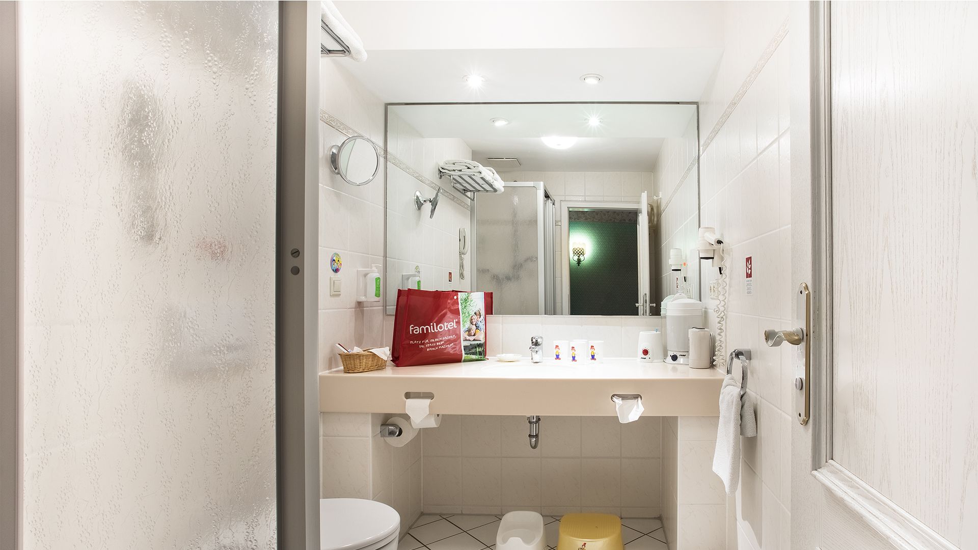 Badezimmer im Familotel Mecklenburgische Seenplatte - Borchard's Rookhus