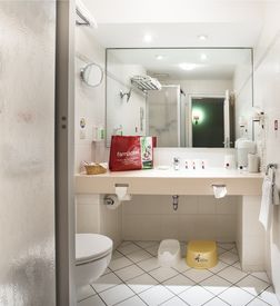 Badezimmer im Familotel Mecklenburgische Seenplatte - Borchard's Rookhus