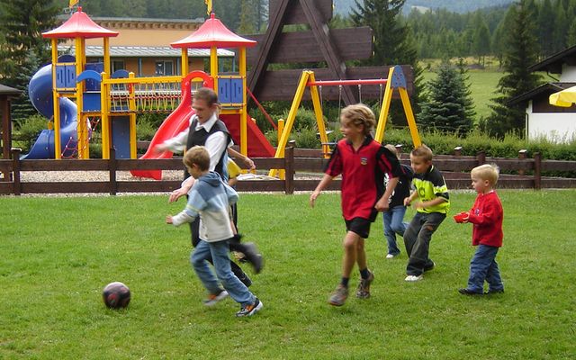 imp_lärchenhof_fußball.jpg