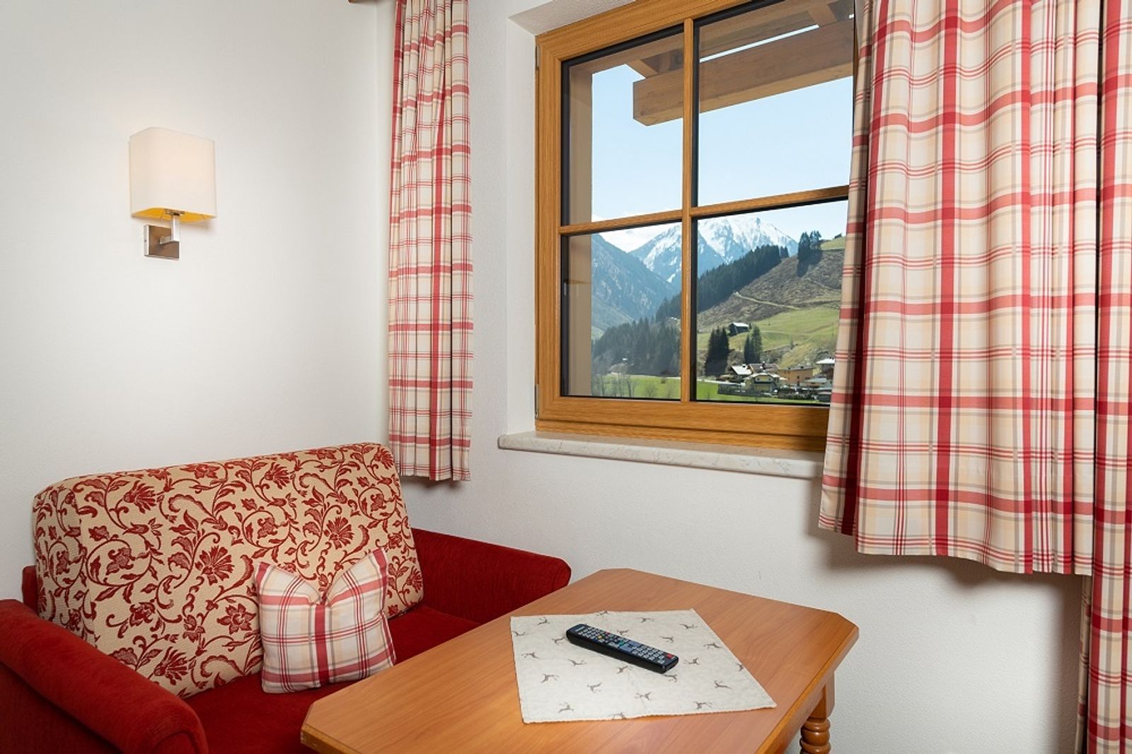 Glingspitze image 2 - Familotel Salzburger Land Familienhotel Oberkarteis