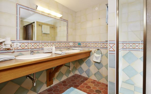 Arrkardenappartment Badezimmer (Wohnbeispiel)