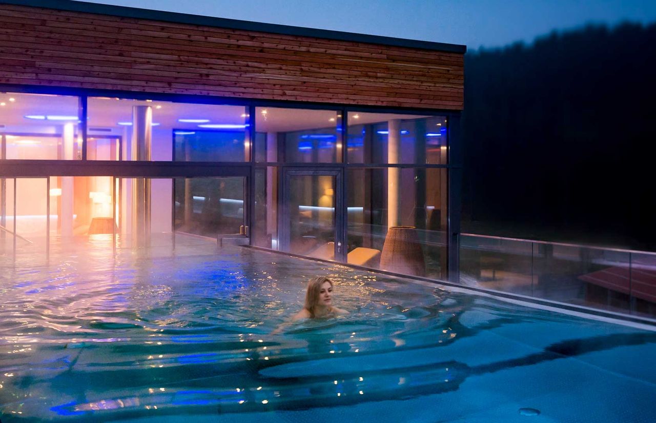 imp_schreinerhof_outdoor-pool.jpg