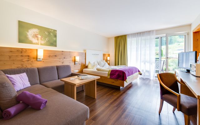 Unterkunft Zimmer/Appartement/Chalet: Family-Suite "Superior" 2-Raum