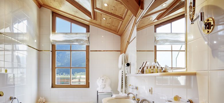 Relais & Châteaux Tennerhof Gourmet & Spa de Charme Hotel : Kaiser Suite Franz Josef image #2