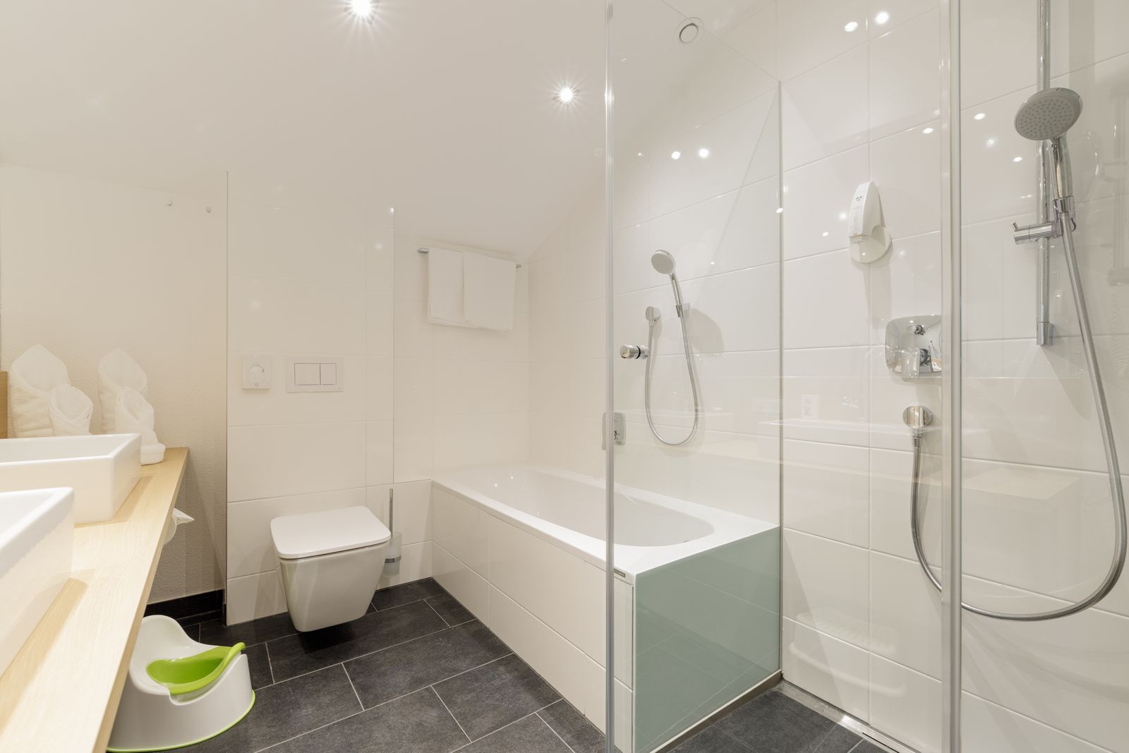 Bärenzimmer Plus image 2 - Familotel Tiroler Zugspitzarena Kaiserhof