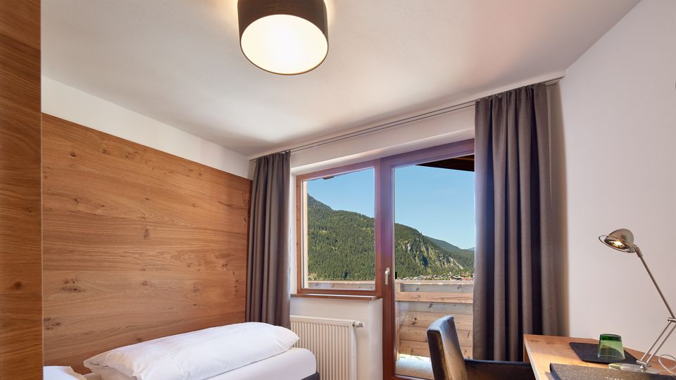 Tyrol Single Room