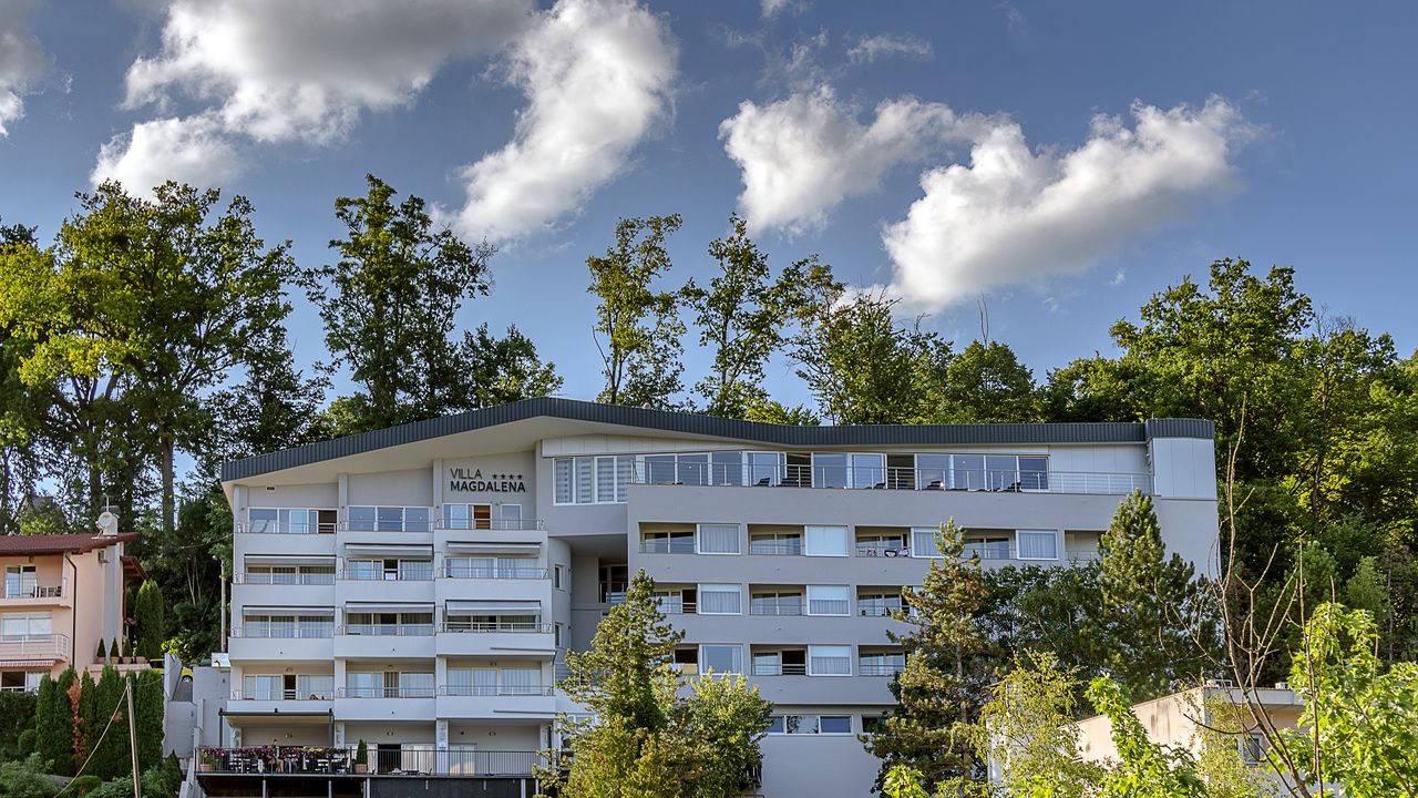 Wellness & Spa Hotel Villa Magdalena - Video #1