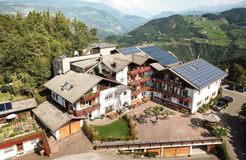 Biohotel Steineggerhof: Hotel im Sommer - Bio- und Bikehotel Steineggerhof, Steinegg, Dolomiten, Trentino-Südtirol, Italien