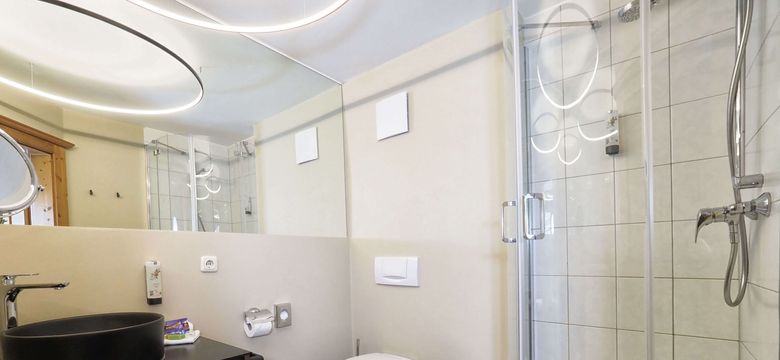 Wellnesshotel Reischlhof: Zimmertyp G - Zirbenkomfortzimmer image #3