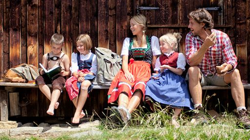 Der Tirolerhof Familotel Zugspitze steht für die unvergesslichen Momente, die man gemeinsam als Familie erlebt.