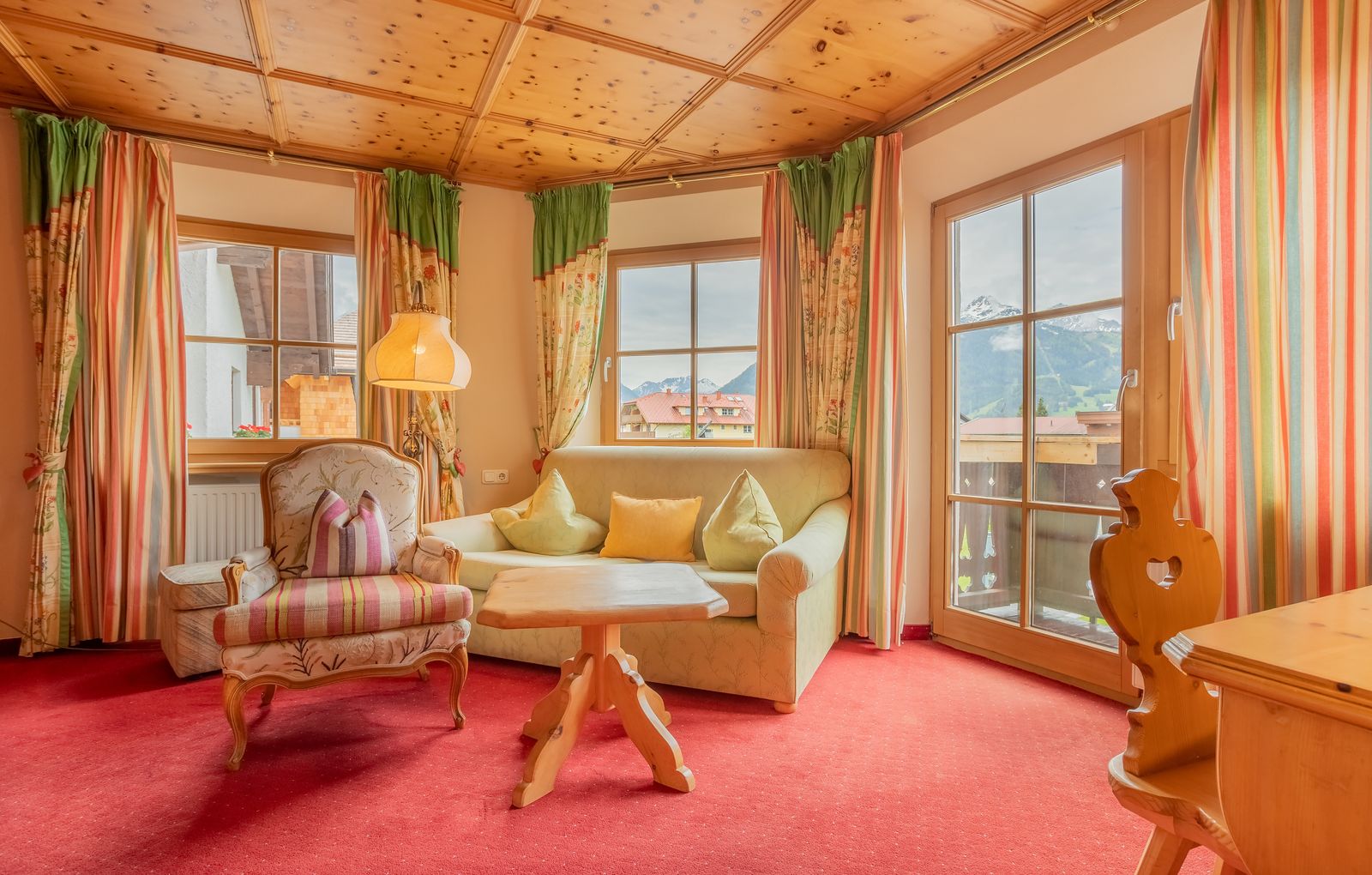 MURMELTIER image 1 - Familotel Zugspitze Hotel Tirolerhof