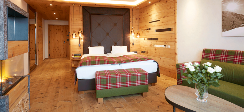 Mountain & Spa Resort Alpbacherhof: Living comfort room dream view image #1