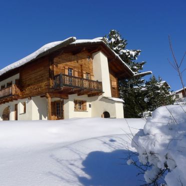 Außen Winter 30, Chalet Chistiala Dadens, Laax, Surselva, Graubünden, Schweiz