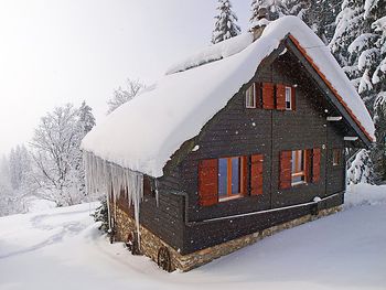 Ferienchalet de la Vue des Alpes im Jura - Jura - Schweiz