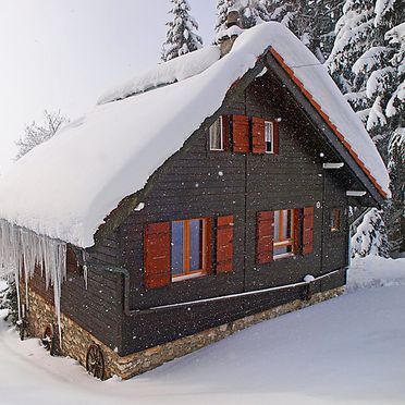 Außen Winter 22, Ferienchalet de la Vue des Alpes im Jura, La Vue-des-Alpes, Jura, Jura, Schweiz