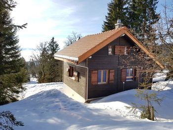 Ferienchalet de la Vue des Alpes im Jura - Jura - Schweiz