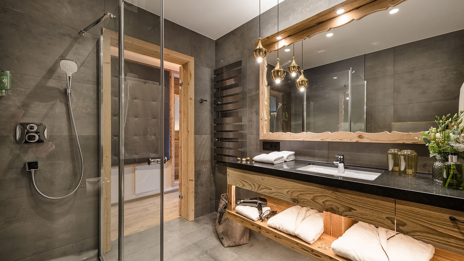 Penthouse Suite image 3 - MONDI Hotel Tscherms