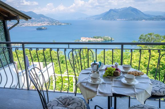 Outside Summer 1 - Main Image, Chalet Ca' delle Isole, Stresa, Lago Maggiore, Piedmont, Italy
