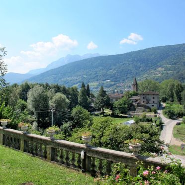 Außen Sommer 3, Villa la Perla del Lago, Lago di Caldonazzo, Trentino, Trentino-Südtirol, Italien