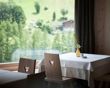 BIO HOTEL Bühelwirt: Speisesaal - Bühelwirt, St. Jakob, Pustertal, Trentino-Südtirol, Italien