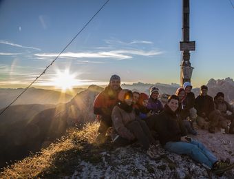 Top Angebot: Sonnen Auf- und Untergang küssen die Dolomiten - Aqua Bad Cortina